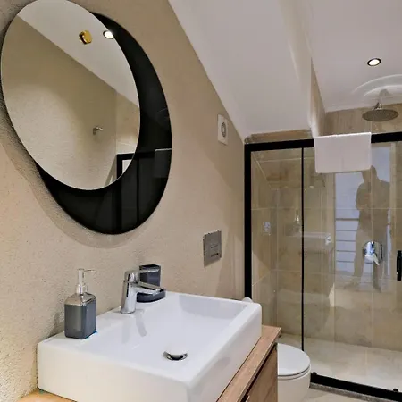 Royal-1 Villa